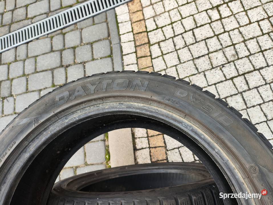 2x Opony zimowe Dayton DW510 EVO 20550R17 Niegowonice