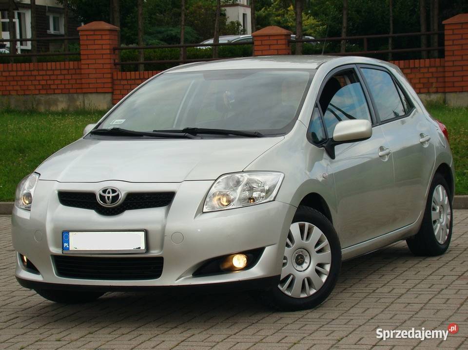 Ładna Toyota Auris 16Ben z LPG 5 Drzwi 291000km Gostynin