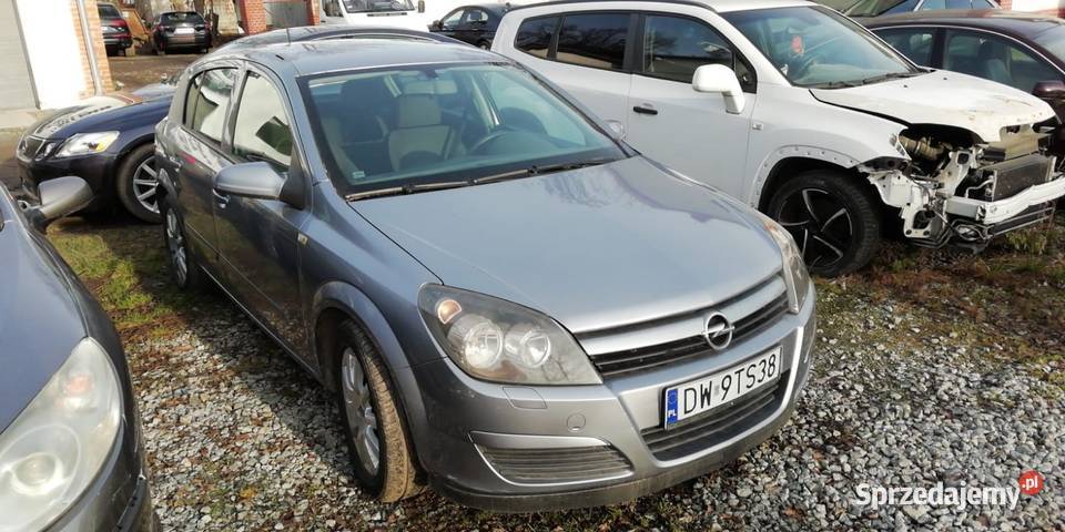 Opel Astra Benzyna LPG OC przegląd do 012026 benzyna+LPG Wrocław