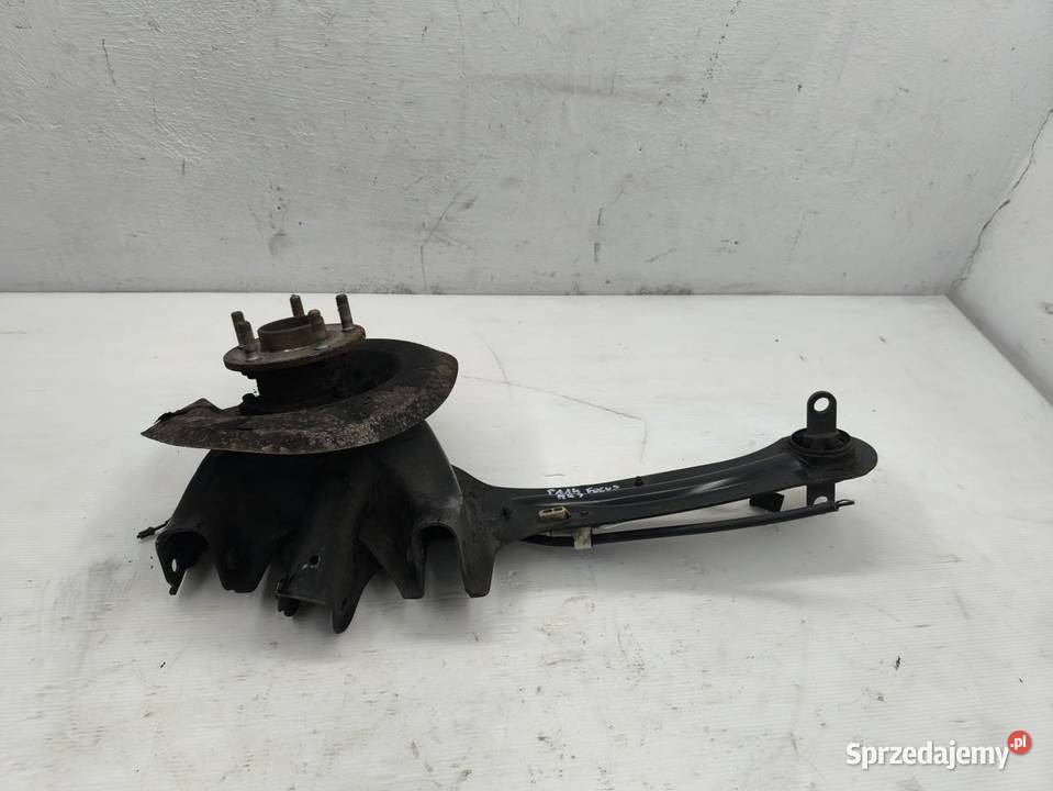 ZWROTNICA WAHACZ PRAWY TYŁ FORD FOCUS MK3 LIFT