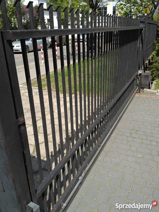 Automaty do bram Bramy ogrodzeniowe Bramy Warszawa