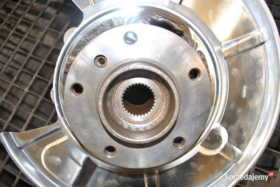 Zwrotnica prawy tył BMW E60 E61 Mały przebieg sprzedam