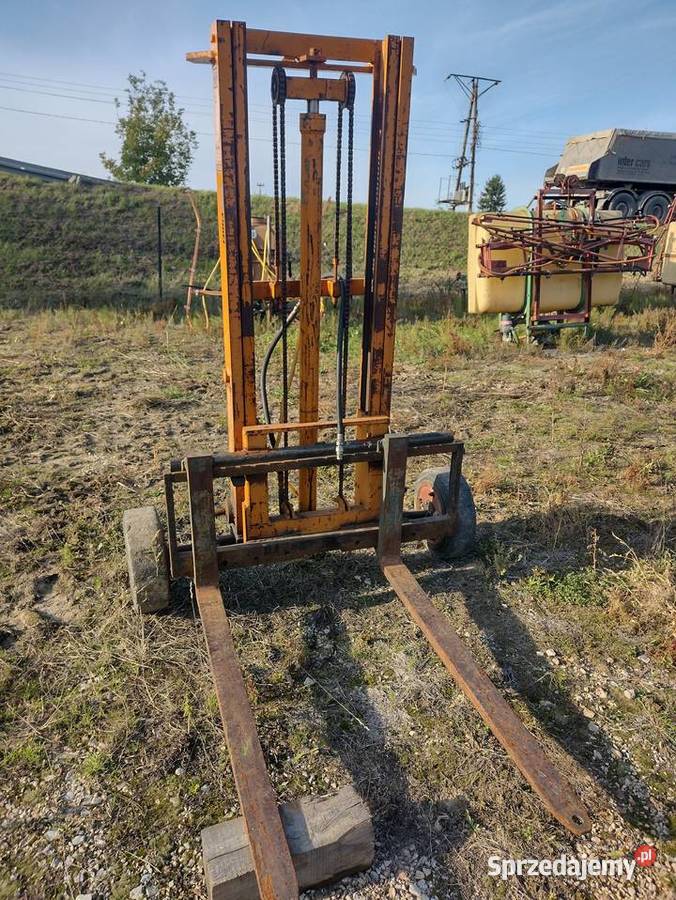 Maszt do ciągnika dowóz do klienta nieuszkodzony sprzedam