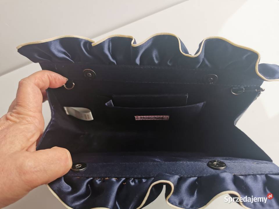 kopertówka satynowa na łańcuszku Lublin sprzedam