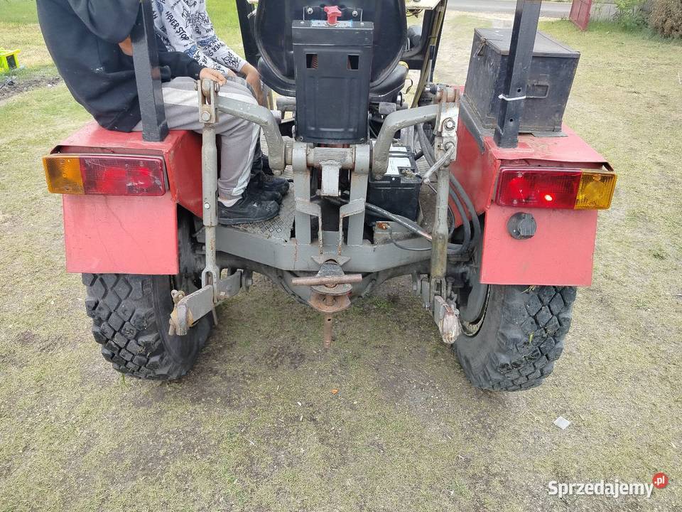 Ciągnik Es15 z hydrauliką Sekursko