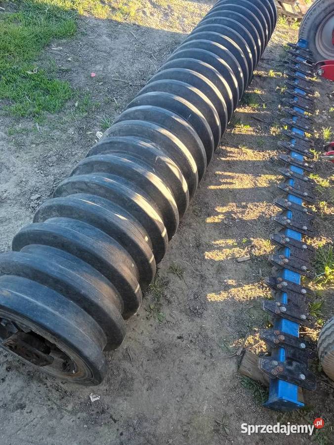 Wał daszkowy gumowy crosskill Unia Agro masz nieuszkodzony Maszyny uprawowe Krośniewice