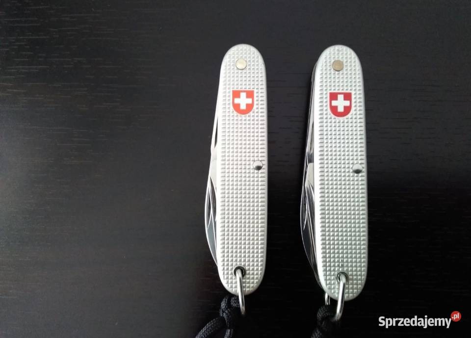 Wenger Swiss Army 70 Delemont Soldat DWIE SZTUKI Radom