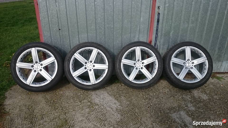 Felgi 17 MOMO GTR z oponami Bucze