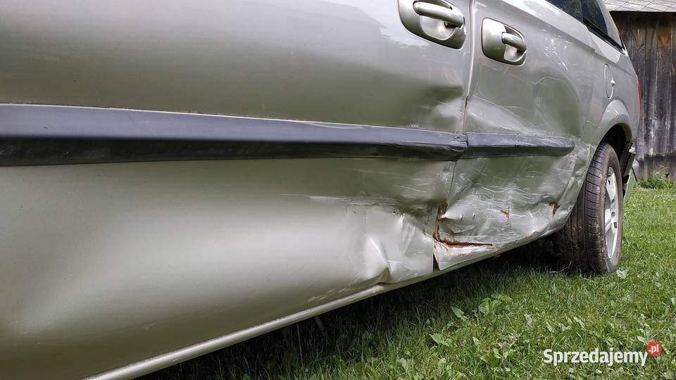 Chrysler Grand Voyager 2003 uszkodzony Kosarzew Dolny-Kolonia