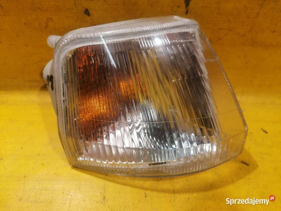 kierunkowskaz prawy nowy Peugeot 106 r9296 Piotrków Trybunalski