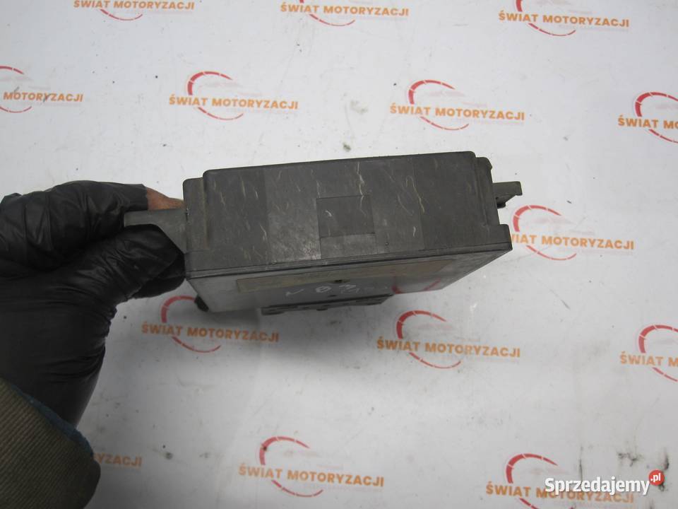 MAZDA 3 III 14r moduł napięcia PE0318572 Komputery