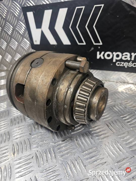 Obudowa dyferencjału Case 580SLE 580SL 580M Gdynia