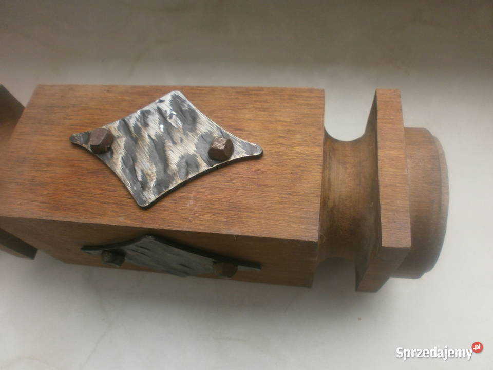 dekoracja ozdoba drewniana z metalowymi ozdobami lubuskie Zielona Góra