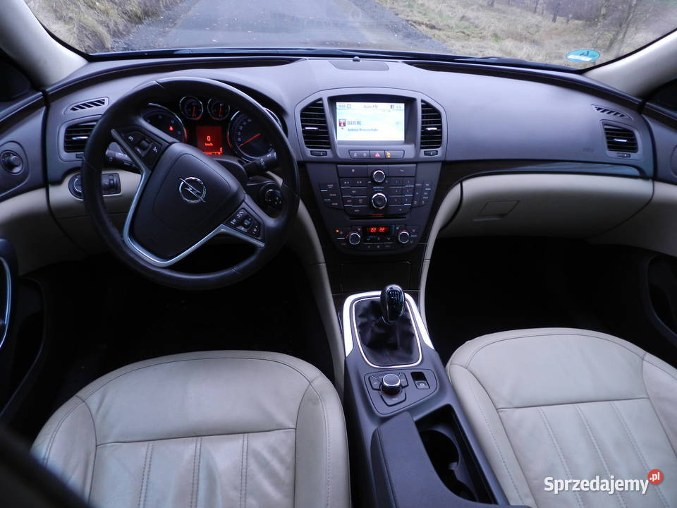 Opel Isignia 20 CDTi Cosmo Elite 2009 komputer pokładowy