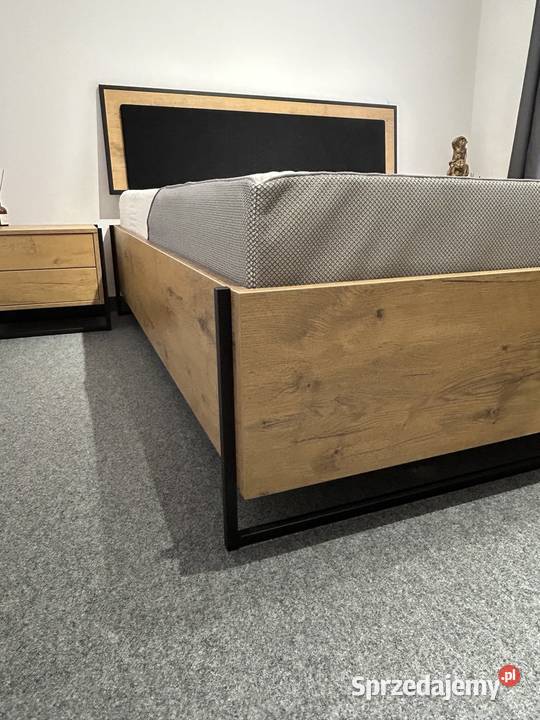 Zestaw Łóżkoszafki nocne komoda toaletka witryna