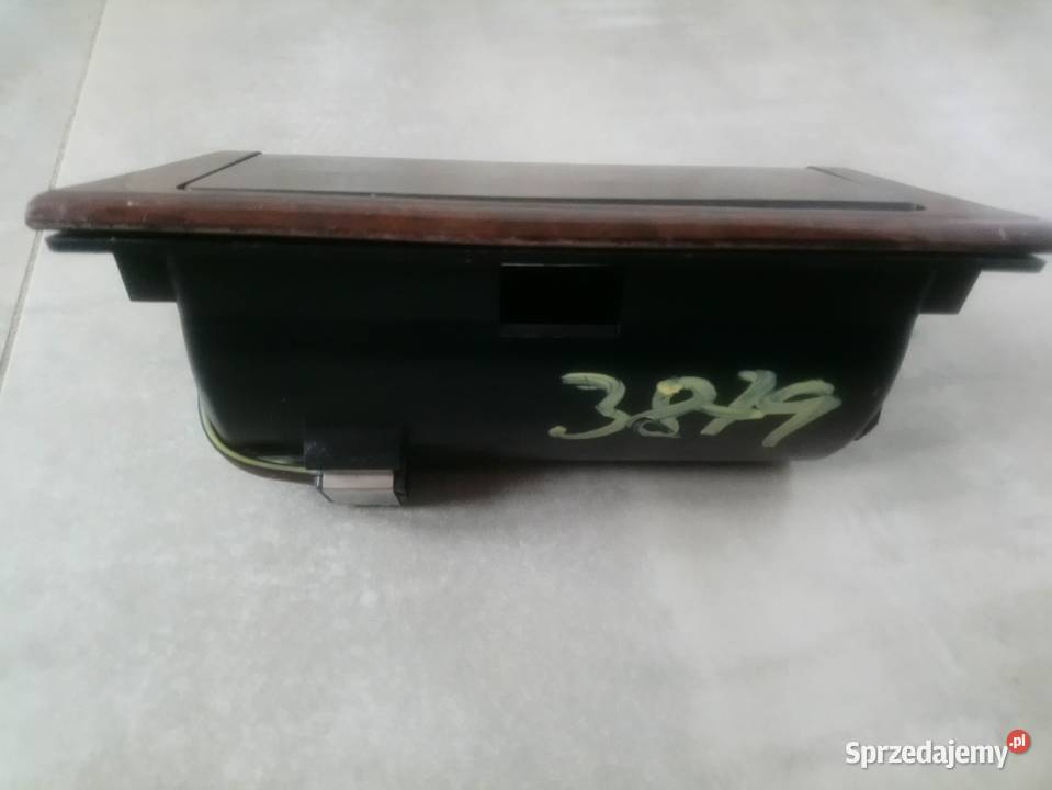 Drewno komplet popielniczka Mercedes w124 Ostrołęka