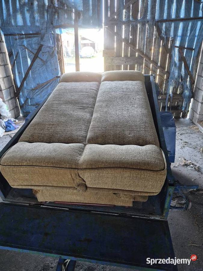 Sprzedam dwie wersalki w stanie Sofy i kanapy