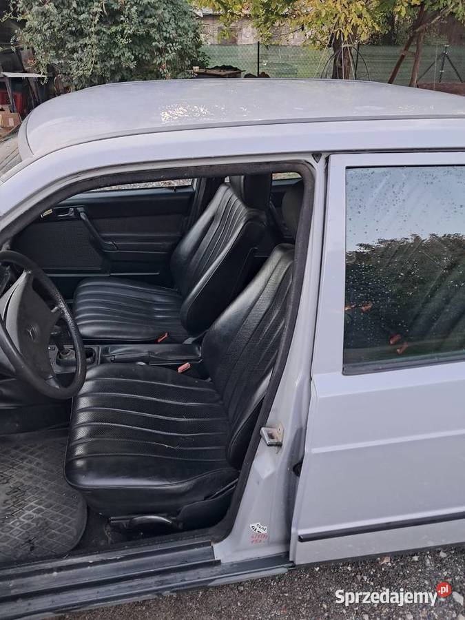 Samochód osobowy Mercedes manualna Pozostałe Kurów