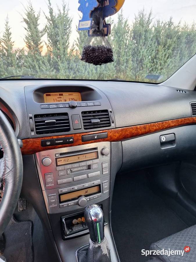 Toyota Avensis t25 Rok produkcji 2003 Lubichowo