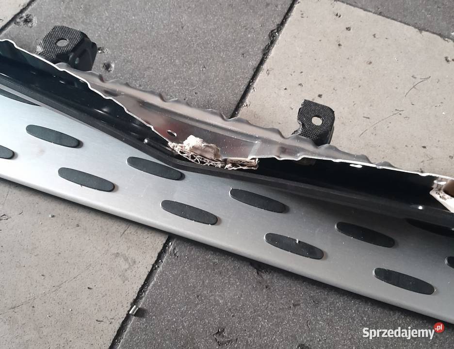 Próg Stopień KIA SORENTO P2F37AB000 NOWY Radom