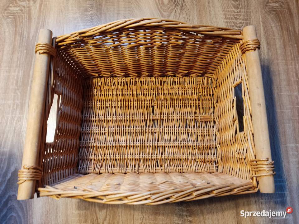 Kosz wiklinowy z rączkami uchwytami Głuchołazy