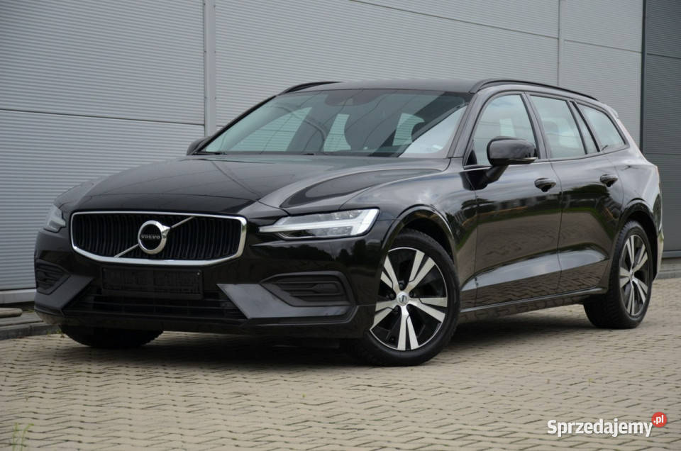 Volvo V60 Czarne Opłacone 20B3 Mild Hybrid asystent pasa ruchu V60 Kutno sprzedam