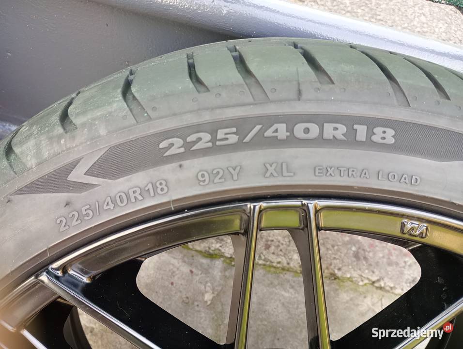 4 FELGI FORGED BMW 18x85J z oponami Samochodowe