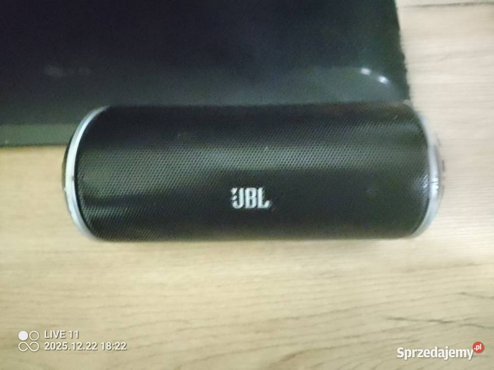 Sprzedam głośnik jbl flip 1 gen na części