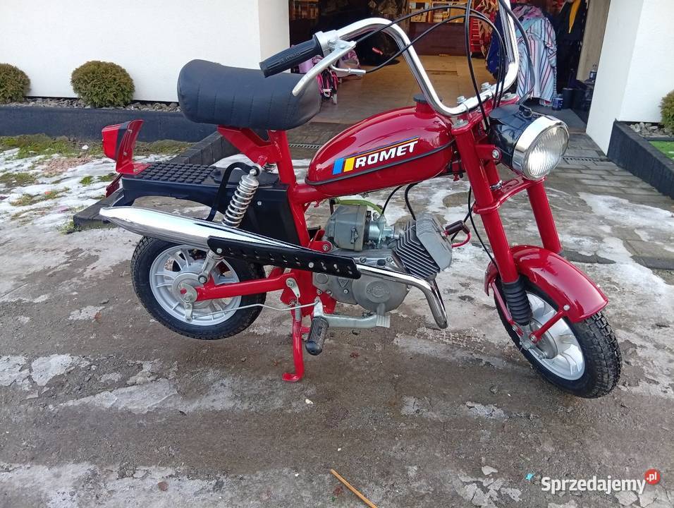 Motorynka z dokumentami Syców