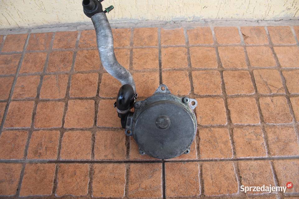 POMPA VACU VACUM AUDI A4 B6 25 TDI 057145100C sprzedam