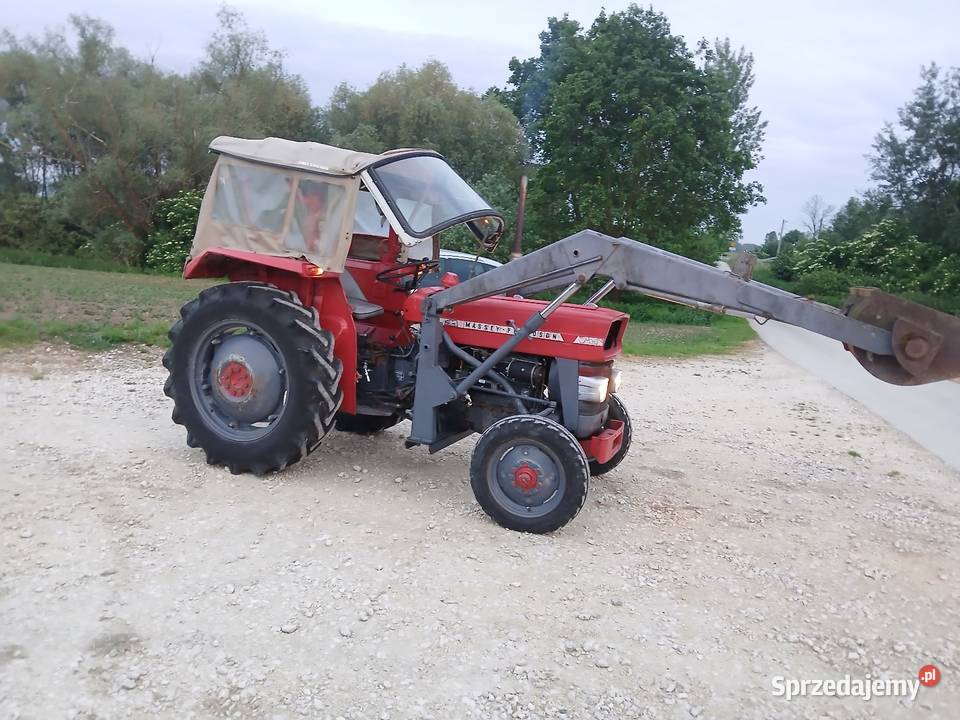 Ciągnik Mf 133 z turem Nowy Korczyn