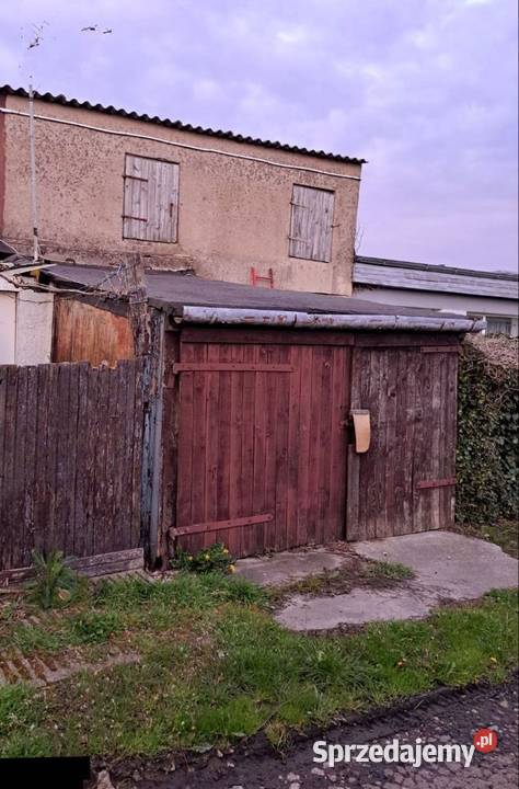 Pomieszczenie gospodarcze piętrowe i garaż pod Kaźmierz