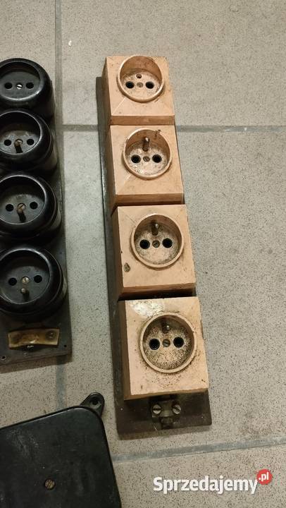 Gniazdko elektryczne bakelit loft czarne PRL zachodniopomorskie