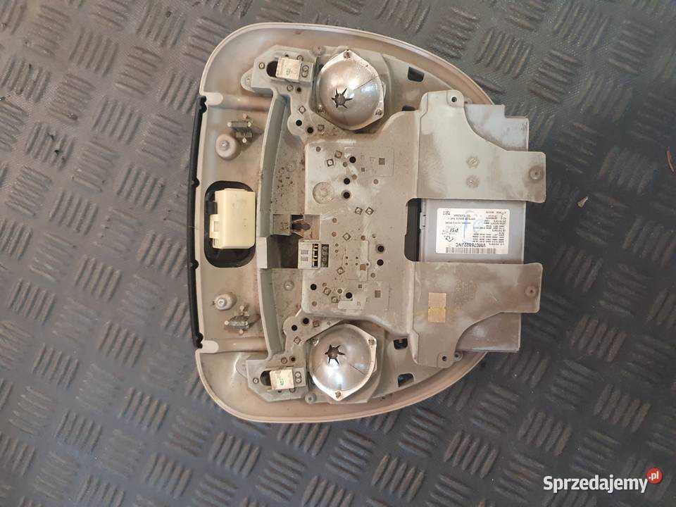 Stan Używany LAMPKA PODSUFITKI CHRYSLER GRAND Szczecin