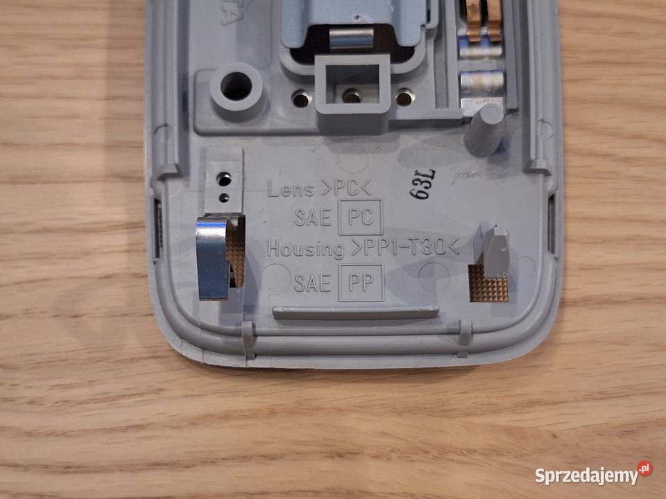 Lexus RX II oświetlenie kabiny lampka RX 400h Toruń