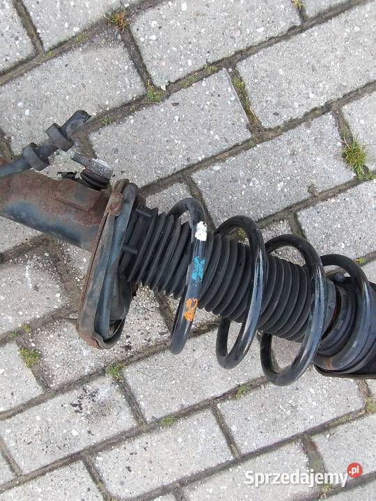 Ford Focus MK3 16tdci McPherson lewy przód