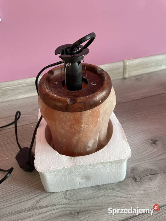 Lampka z soli himalajskiej Dębno