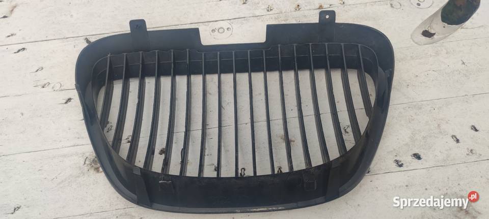 Seata Toledo 3 Altea Leon 2 grill tuning bez Ostrowiec Świętokrzyski