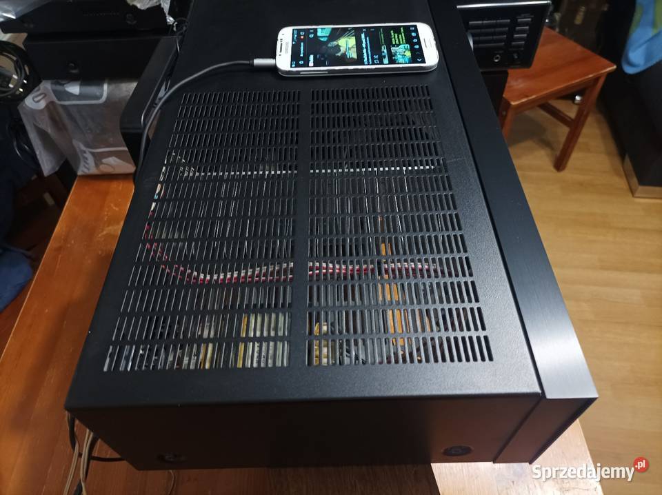 Yamaha RX 500 czarny amplituner z pilotem