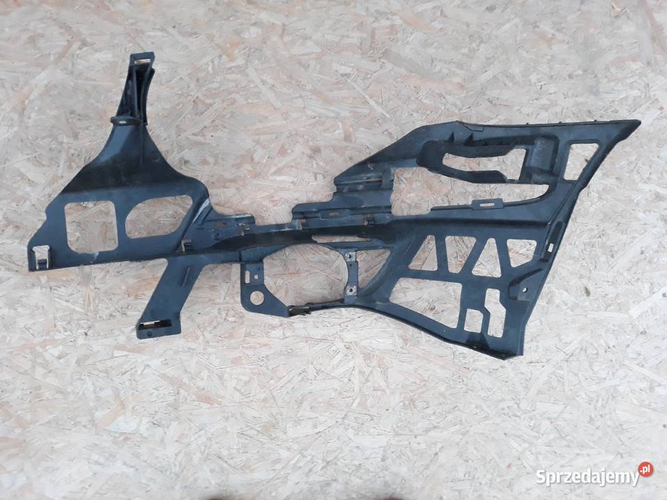 MERCEDES W211 0609 ŚLIZG ZDERZAKA PRAWY PRZÓD Międzychód