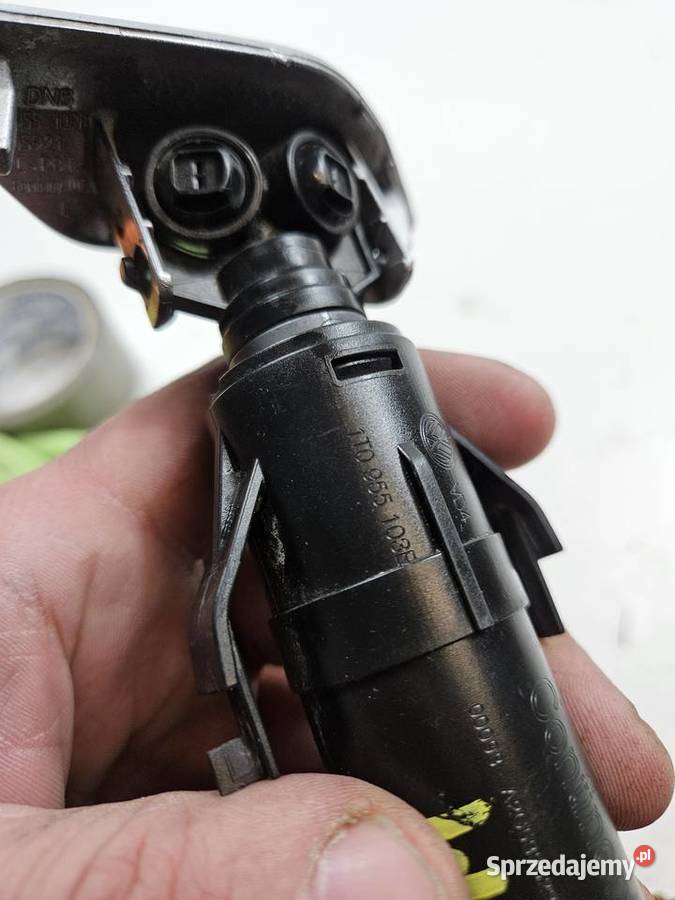 VW TOURAN II SPRYSKIWACZ LAMPY LEWY 1T0955103B