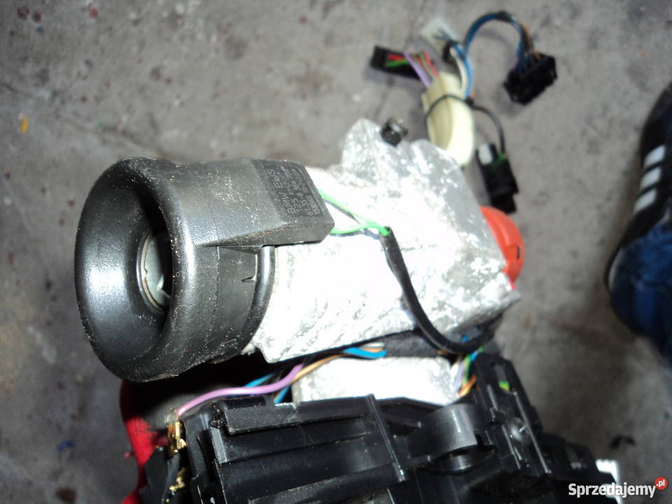 stacyjka z immobilaizerem bmw e36 łódzkie Aleksandrów Łódzki