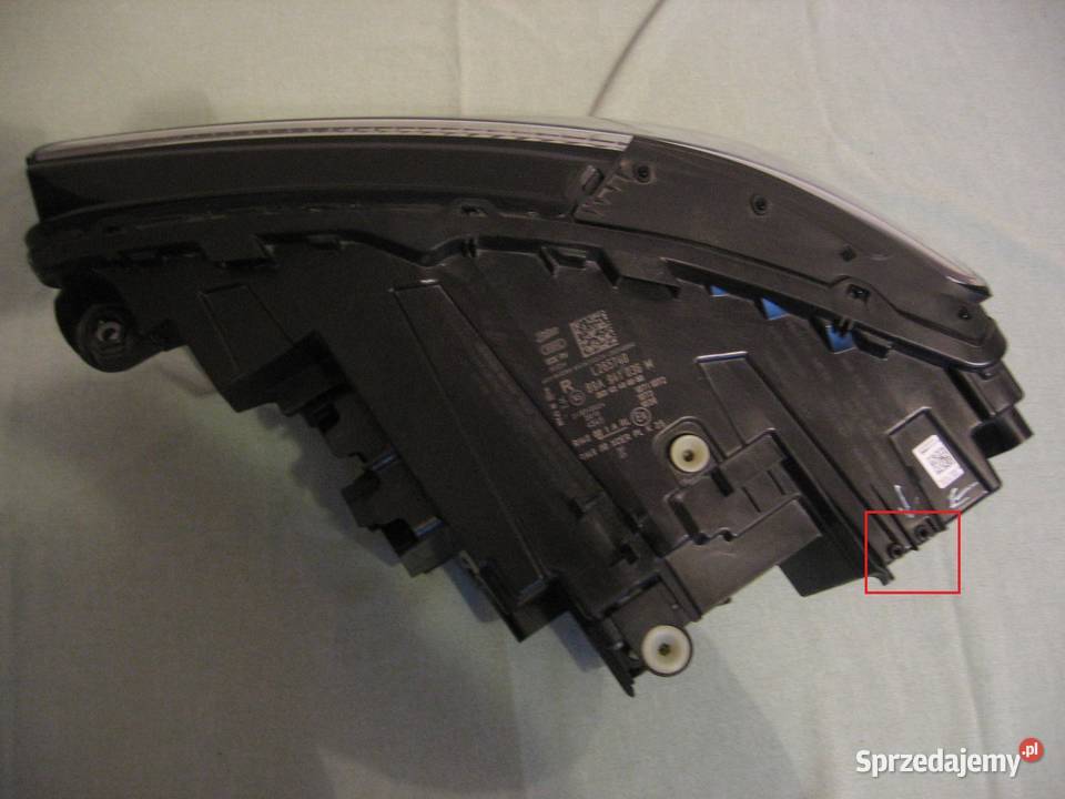 89A941036M Reflektor AUDI Q4 ETRONReflektor mazowieckie Warszawa