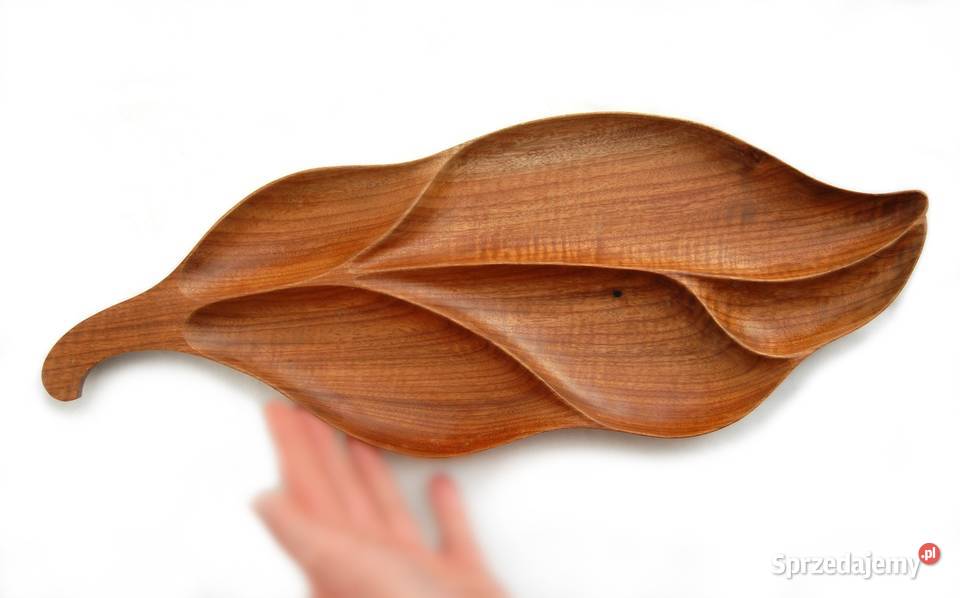 Rzeźbiona patera liść 40 drewno teak lata 70 lubelskie Lublin