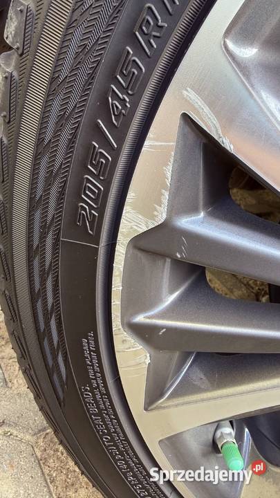 Felgi aluminiowe17 opony letnie Toyota Kielce