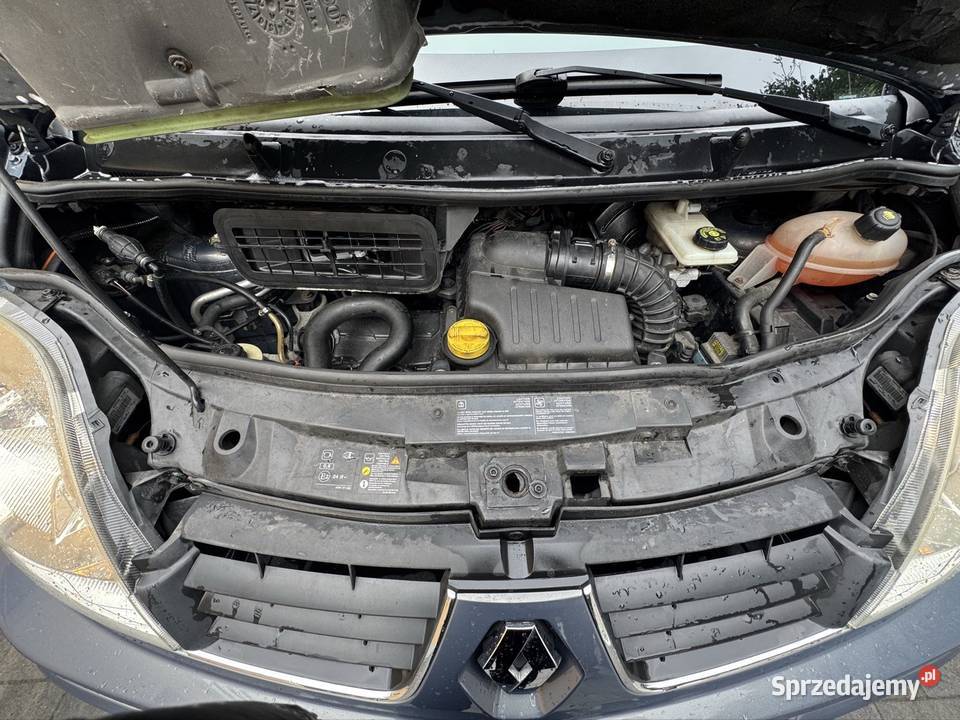 Renault Trafic 9 osobowy LONG 20 115 hak Pogorzela sprzedam