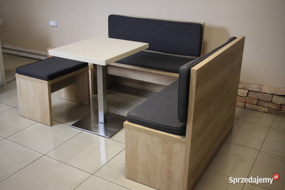 Stoliki do lokalu 2 ławki pufa KOMPLET śląskie sprzedam