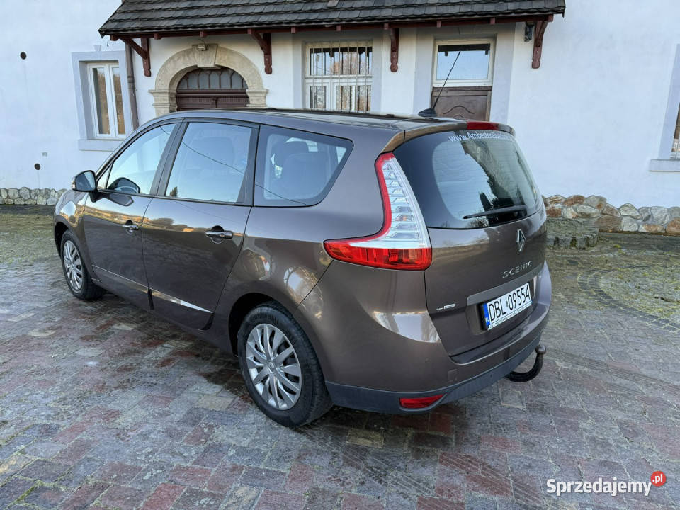 Renault Scenic 14benz 130 106 7osob z DE