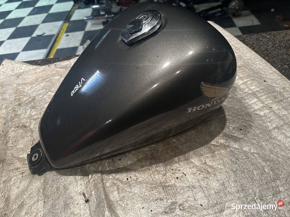 HONDA Shadow VT700 VT750 ZBIORNIK Bak Paliwa sprzedam
