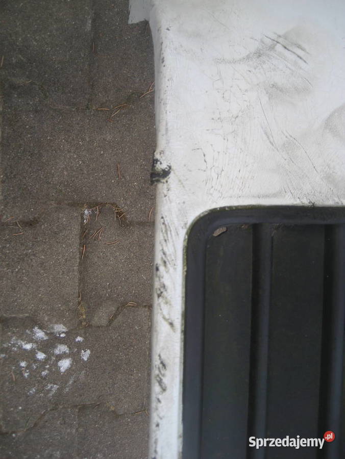 nissan bluebird blubird kombi 8389r zderzak Zderzaki Rakoniewice